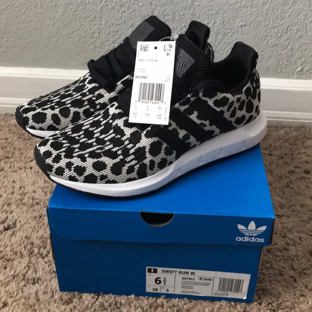 ❌SOLD❌ Adidas Leopard Swift Run